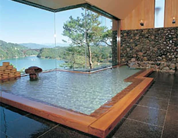 恵那峡グランドホテル(閉館しました)