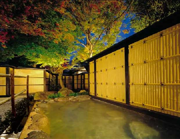離れの宿　月のあかり