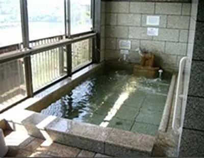 紅岩山荘（閉館しました）