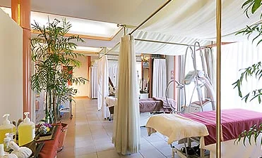 リラクゼーション・岩盤浴1