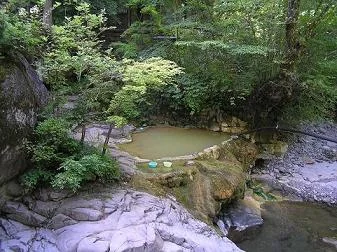 塩沢温泉 湯元山荘跡（閉館しました）