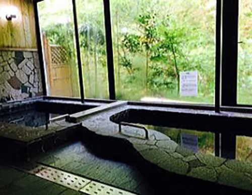 湯之島ラヂウム鉱泉保養所（ローソク温泉）