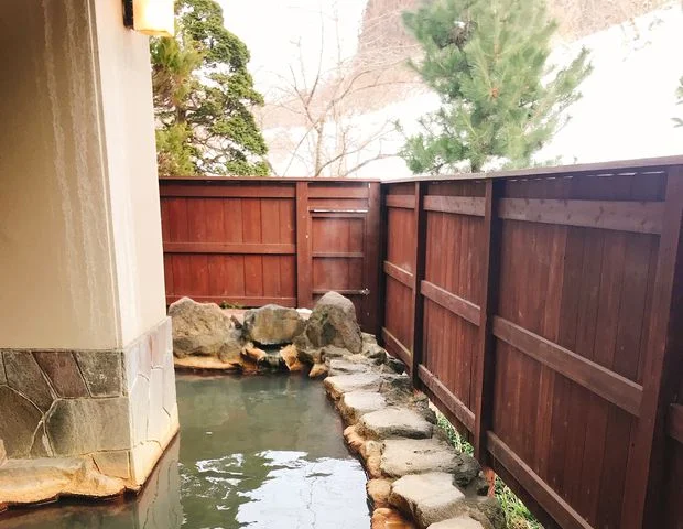 鳴子温泉郷 ホテル亀屋
