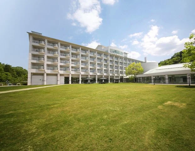 青山ガーデンリゾート ホテルローザブランカ【休館中】