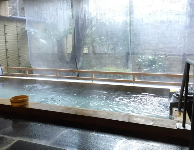 隠れの湯 対泉閣