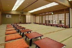 神湯館