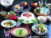 青蓮寺レークホテル