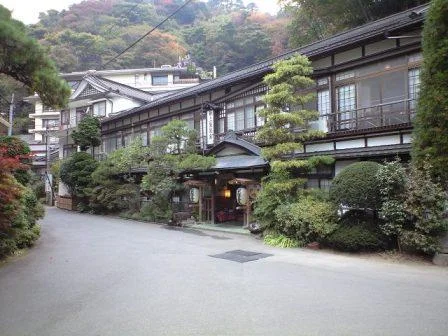 鎌先温泉 最上屋旅館