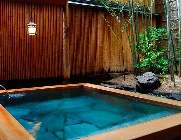 西村屋本館