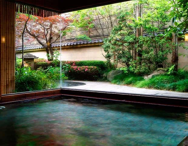 西村屋本館