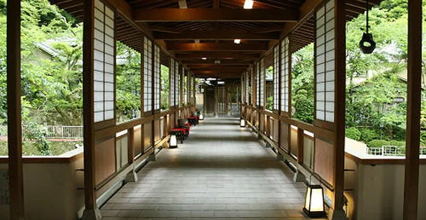 月光園 游月山荘