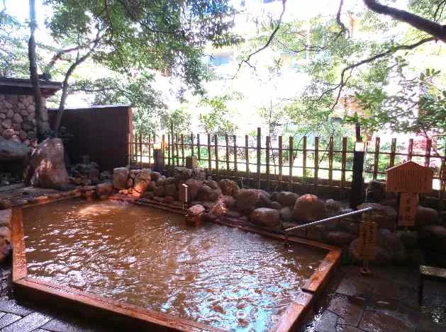 月光園 游月山荘