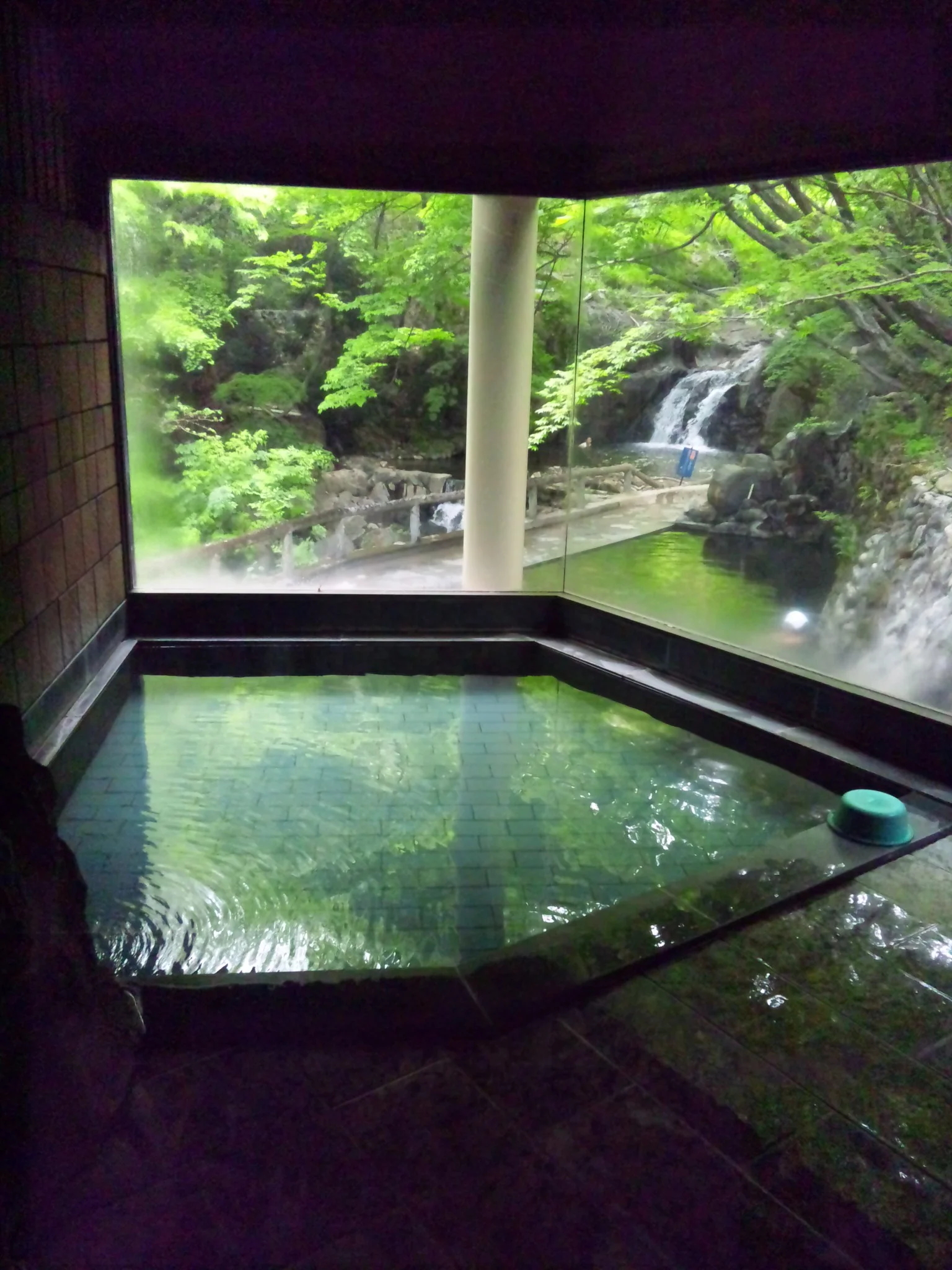 吹上温泉峯雲閣
