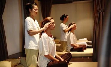 リラクゼーション・岩盤浴2