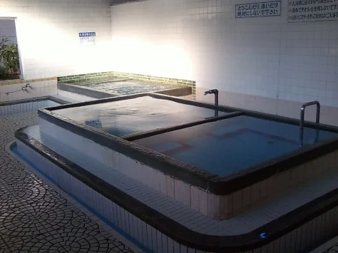 春日温泉(閉館しました)