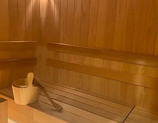 サウナサロン 後悔＂Sauna Regret＂