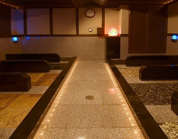 ユーバスROYAL高井田店