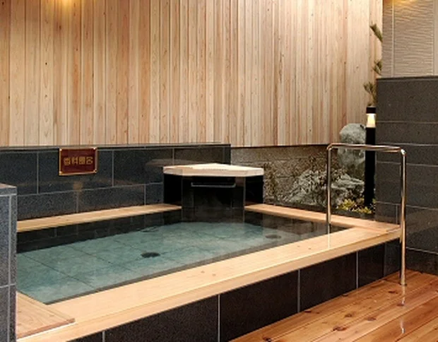 ユーバスROYAL高井田店