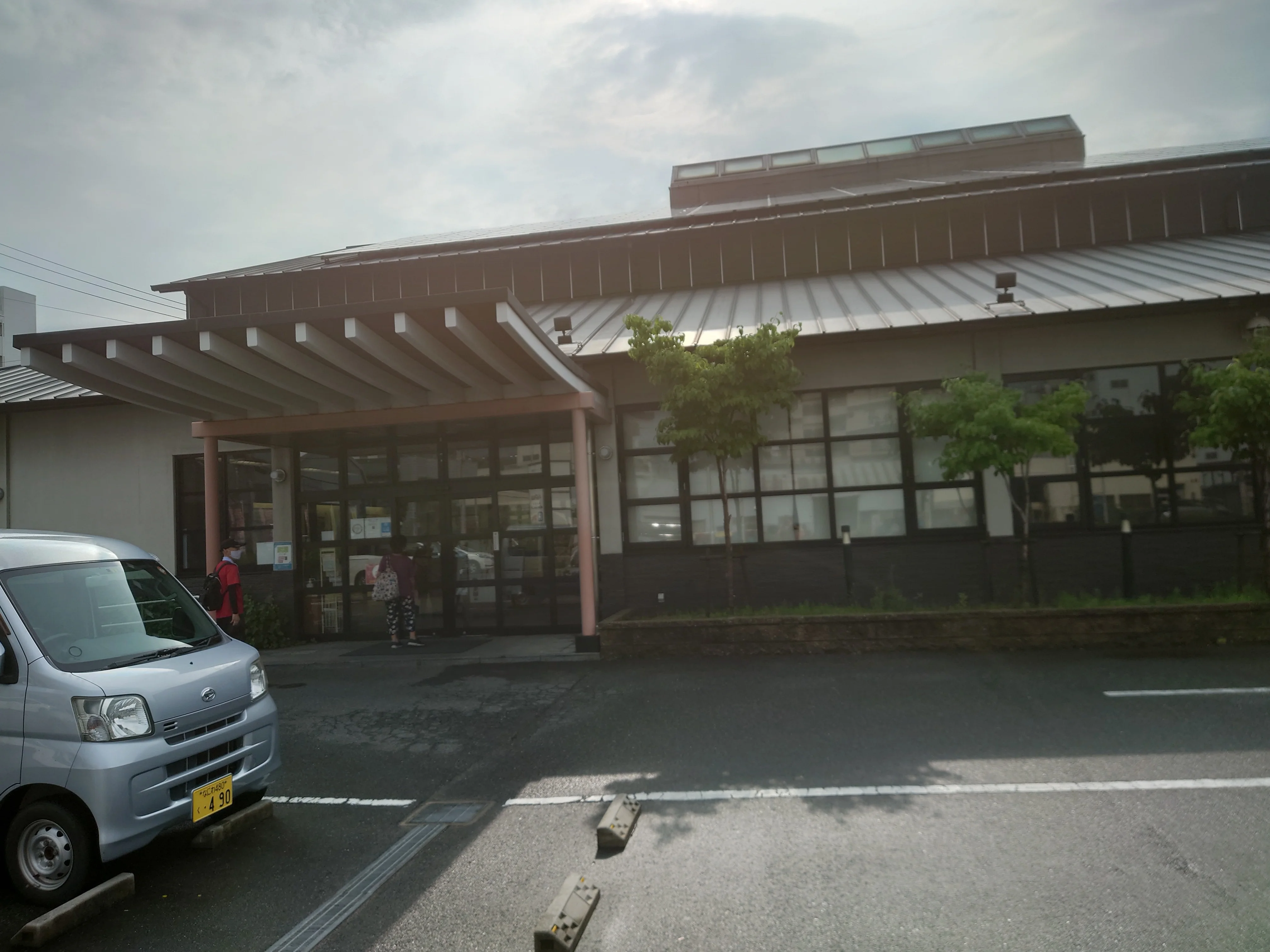 ユーバスROYAL高井田店