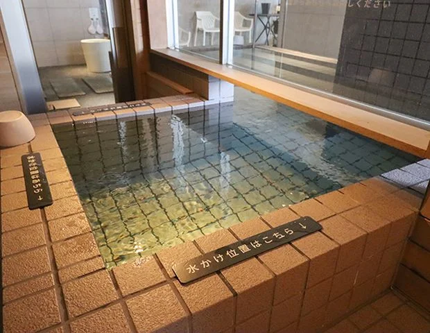 大阪サウナDESSE