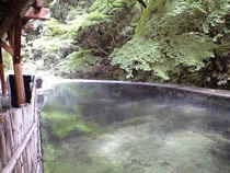 吹上温泉 鬼首間歇泉露天風呂