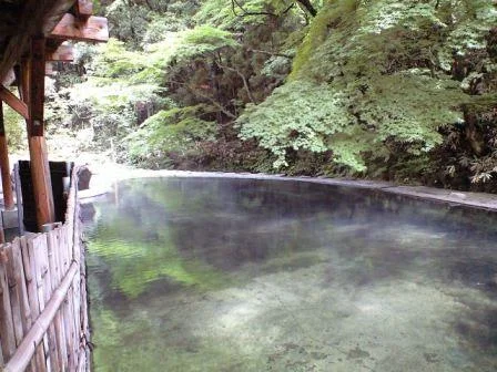吹上温泉 鬼首間歇泉露天風呂