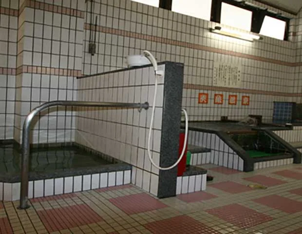 ゆーとも小松（閉館しました）