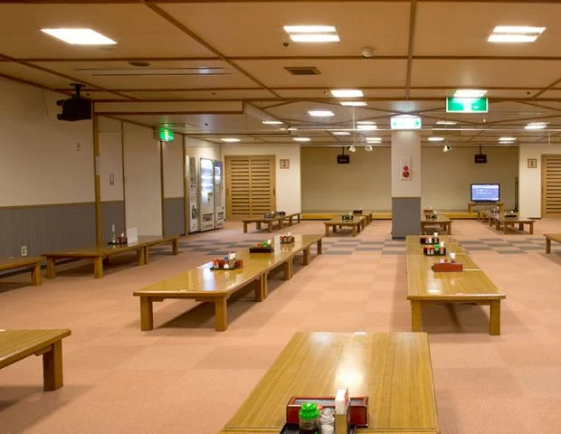 八尾グランドホテル