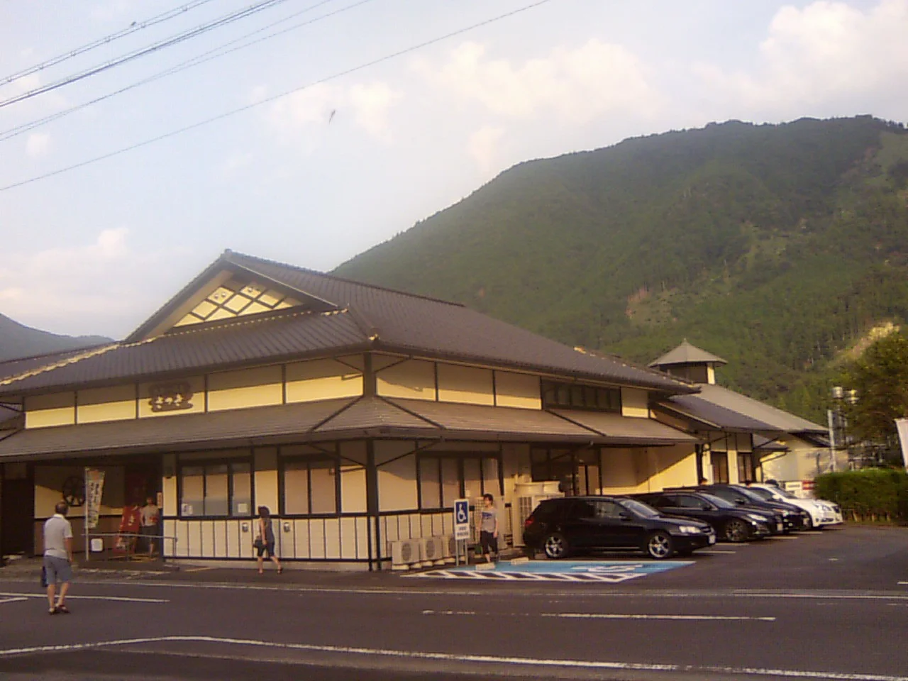 熊野川温泉さつき