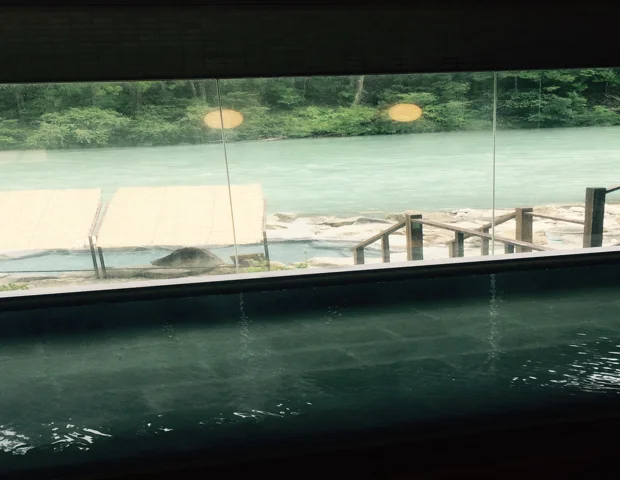 奥熊野川湯温泉 川湯みどりや