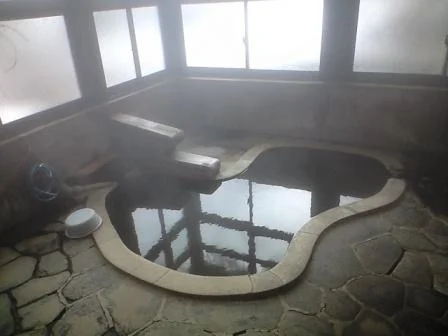 黒湯の高友旅館