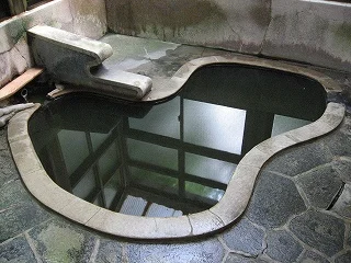 黒湯の高友旅館