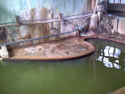 黒湯の高友旅館