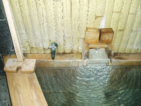 ジェイホッパーズ熊野湯峰ゲストハウス（旧 民宿 小栗屋）
