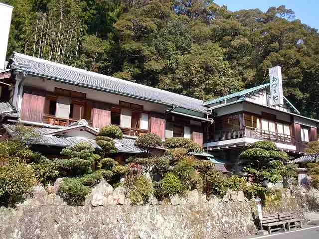 旅館あづまや