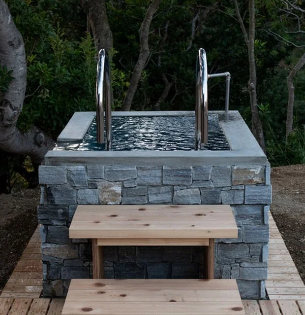 Sauna Aalto（In the Outdoor 白浜志原海岸）