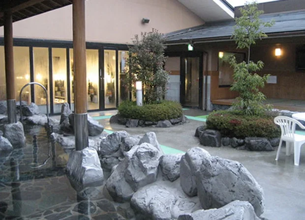 極楽湯 南草津店（閉店しました）