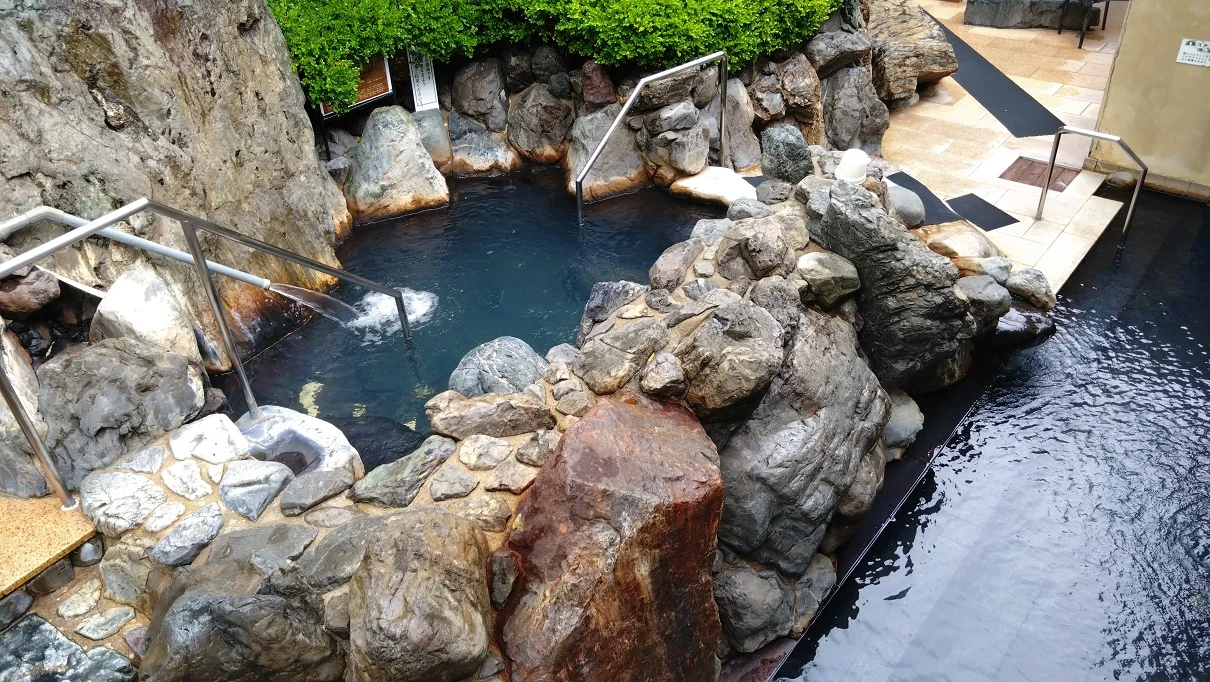 京都桂温泉 仁左衛門の湯(にざえもんのゆ)