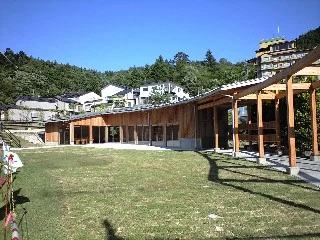 鳴子・早稲田桟敷湯（なるこ わせださじきゆ）