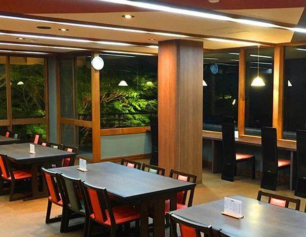 もみぢ家本館 高雄山荘