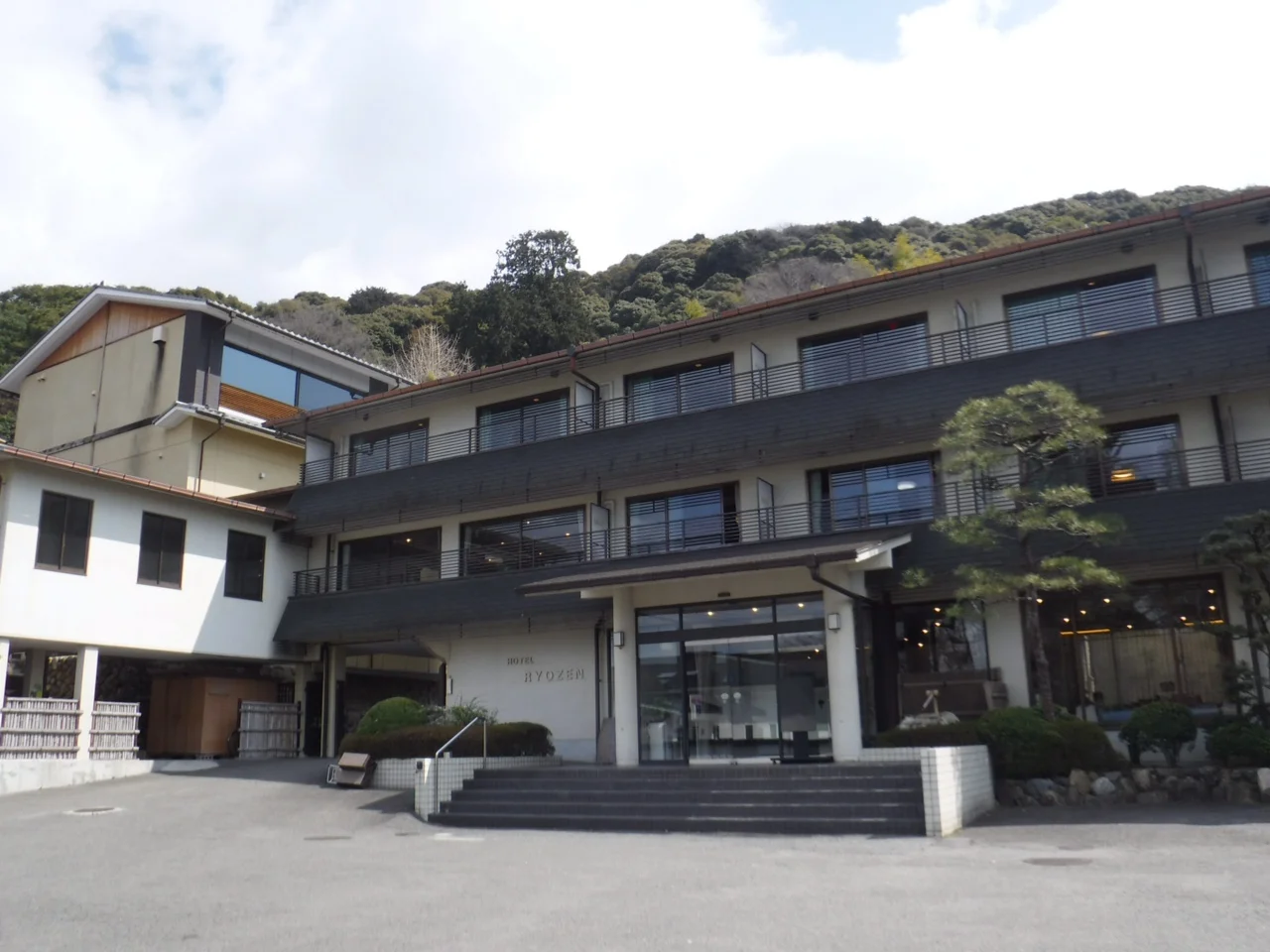 バンヤンツリー・東山 京都（旧 ホテルりょうぜん）