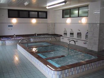 白山湯 六条店