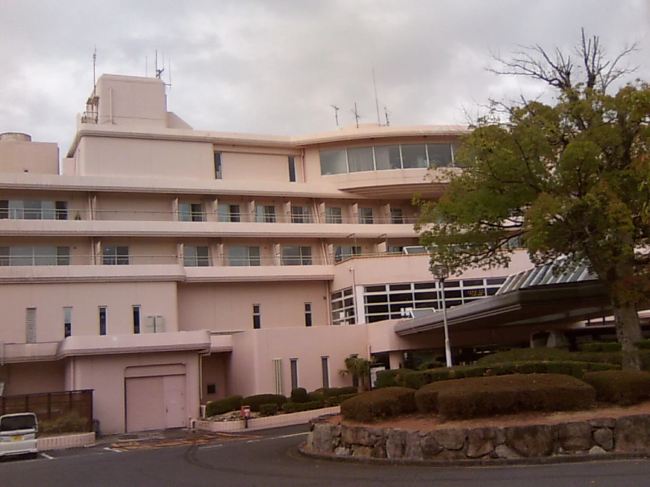 レイクフォレストリゾート クアパレス(閉館しました)