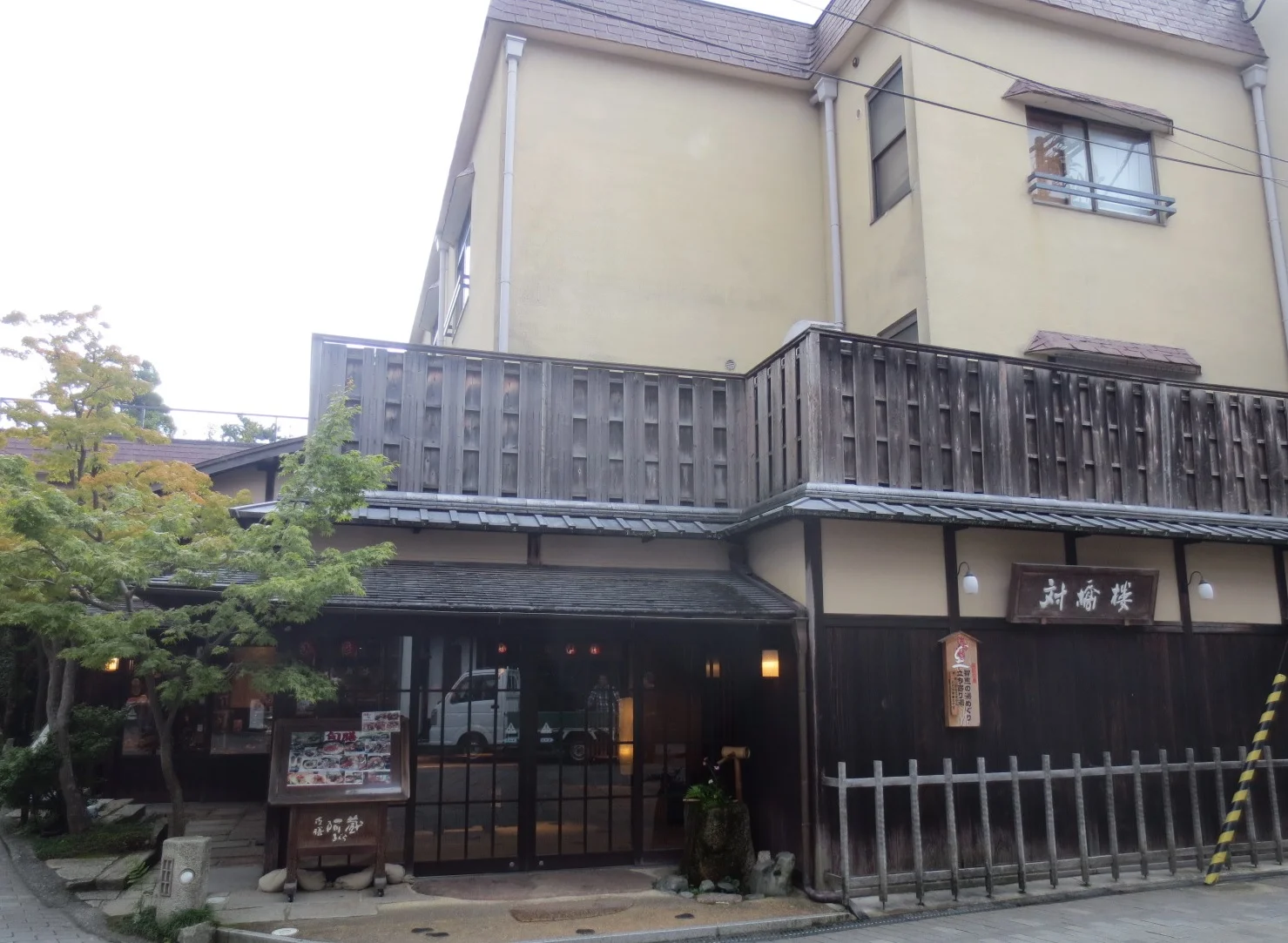 対橋楼