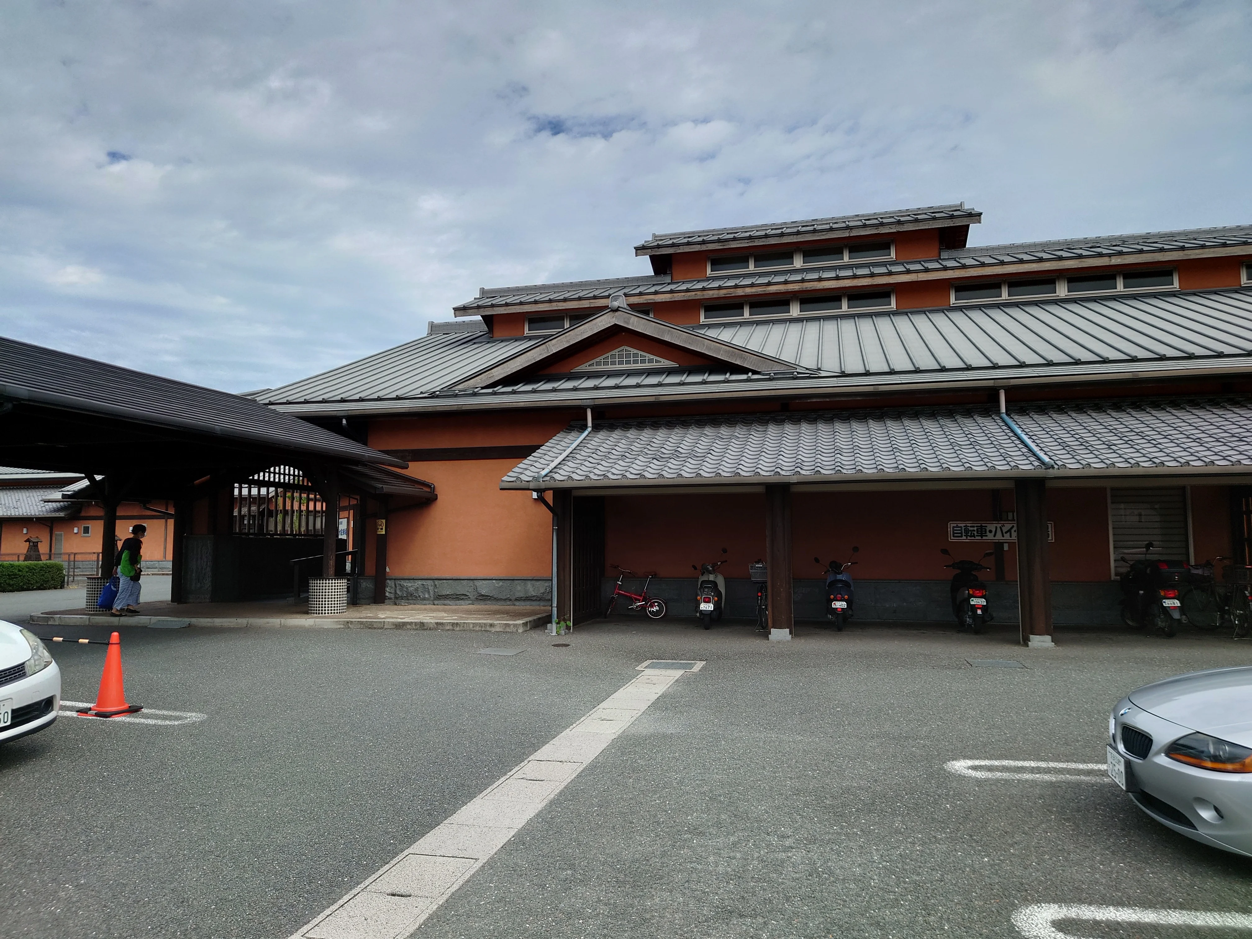 天然湧出温泉 ゆららの湯 押熊店