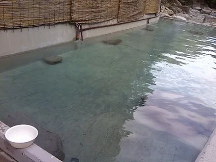 癒しの郷 神湯荘(かみゆそう）