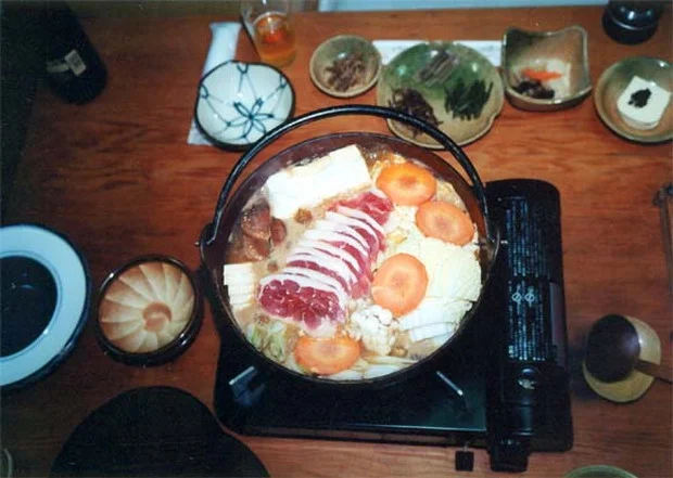 入之波温泉湯元 山鳩湯（しおのはおんせん）