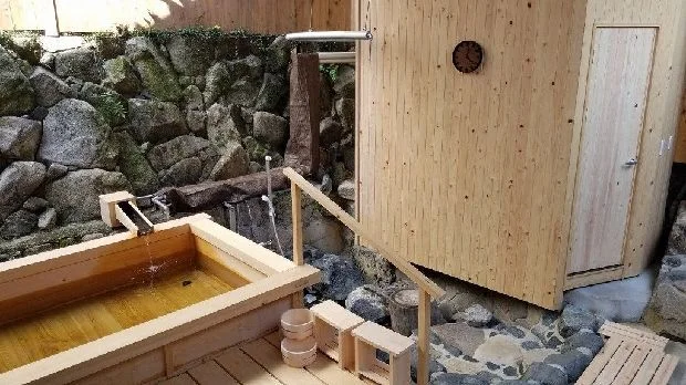 湯来温泉湯元貸切露天風呂「誠の桧湯」