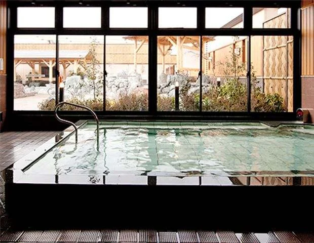 塩屋天然温泉 ほの湯 楽々園