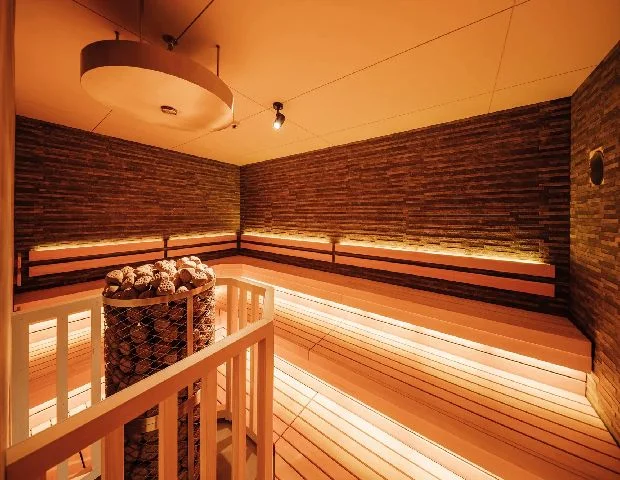 ベネトレ広島店